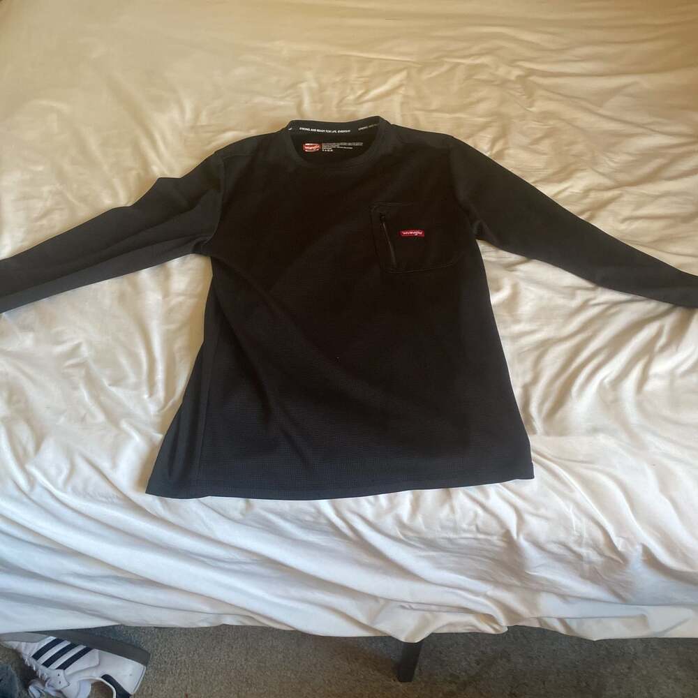 Wrangler Workwear Men's Long Sleeve Performance Pocket T-Shirt Black